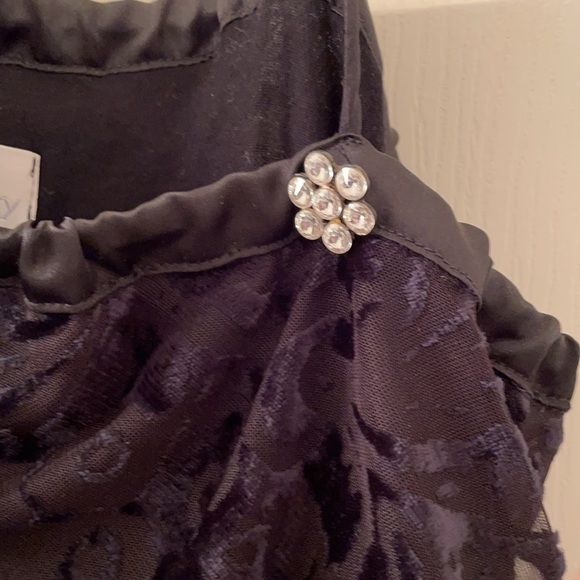 Symmetry ruffled spaghetti strap shirt Black M - Picture 2 of 4